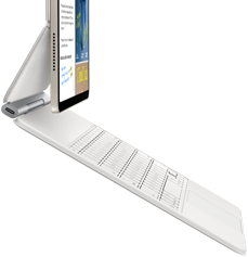 iPad Air přichycený k Magic Keyboardu