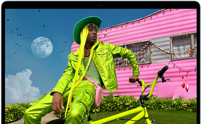 MacBook Air s&nbsp;Liquid&nbsp;Retina displejem