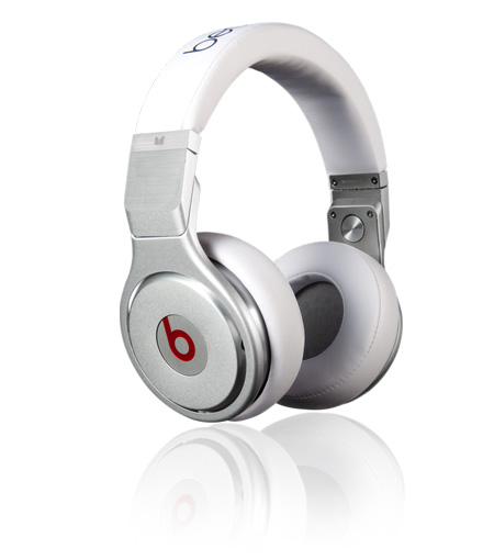 Beats Pro Over Ear White - Profesionální uzavřená sluchátka bílá