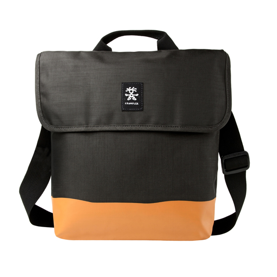 Crumpler Private Surprise Sling Tablet - charcoal / orange (pro iPad) + sluchátka Urbanista Los Angeles ZDARMA