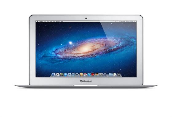 MacBook Air 11" Dual Intel Core i5 1,7 GHz, 4GB RAM, 128GB Flash, IE klávesnice